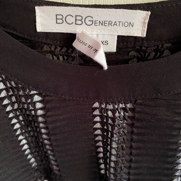 BCBGeneration top w/ faux leather details - Picture 4 of 4